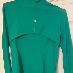 Lululemon zipper jacket hardly worn